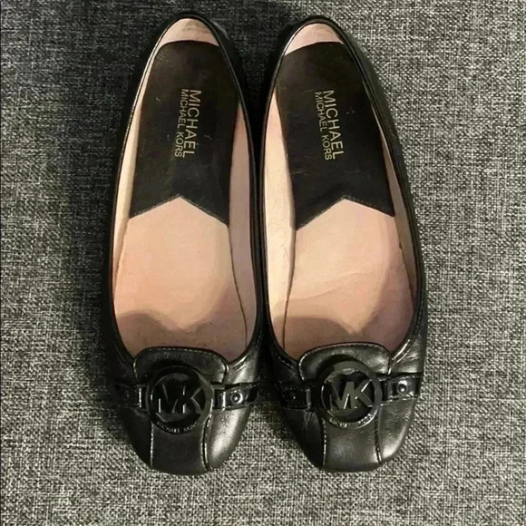 Black Michael Kors Flats - Picture 2 of 6